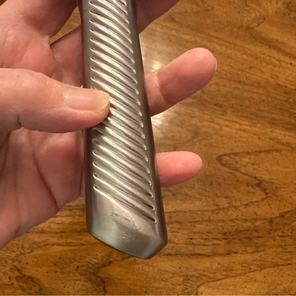 New with tags Farberware chef knife 8 inch blade